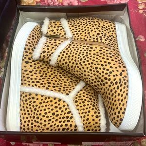 Women shoes color:cheetah size:9